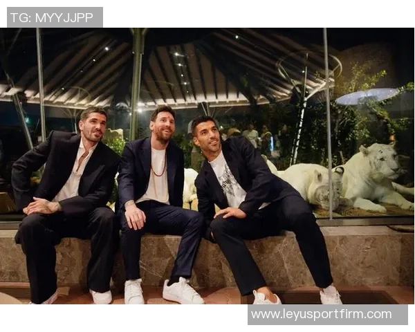 苏亚雷斯与迈阿密续约一年将与梅西携手再战新赛季